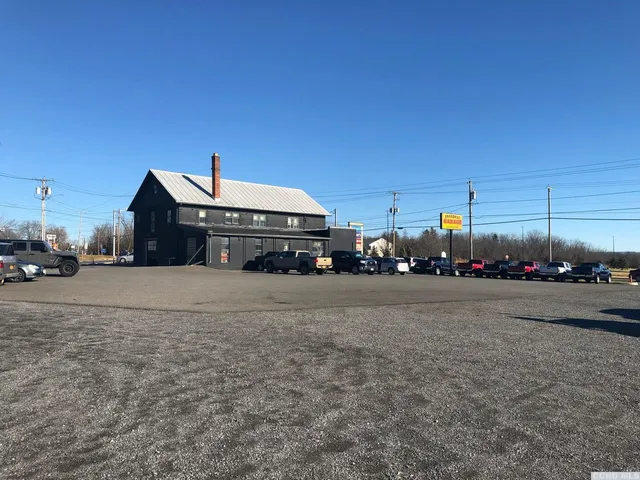 $1,590,000 | 469 Fairview Avenue, Greenport, NY 12534