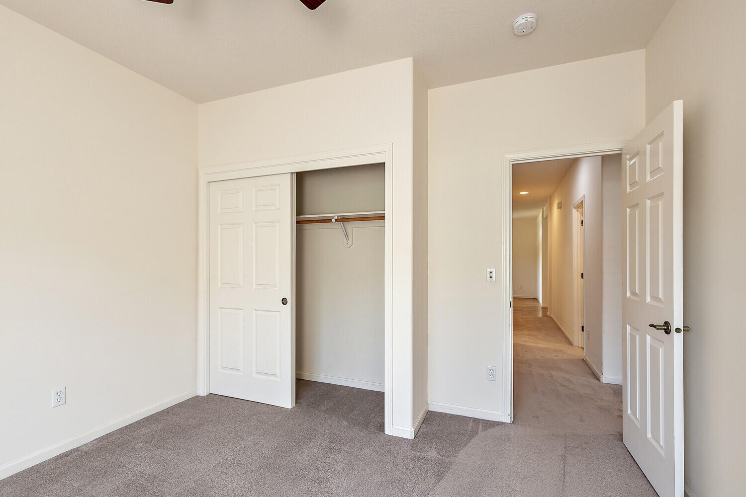 1045 Coral Ridge Eagle Point, OR 97524 - Photo 34 of 48