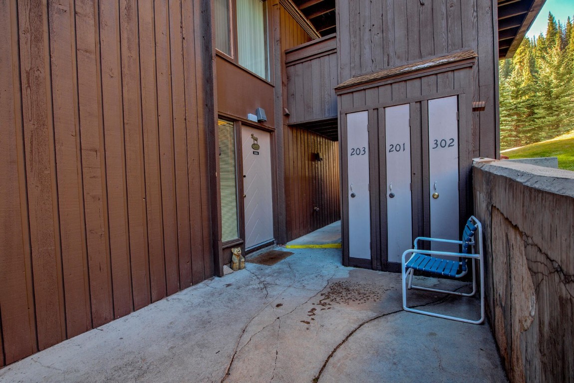 78 Guller Road, Unit 201 Copper Mountain, CO 80443 - Photo 37 of 41 a house view with a backyard space