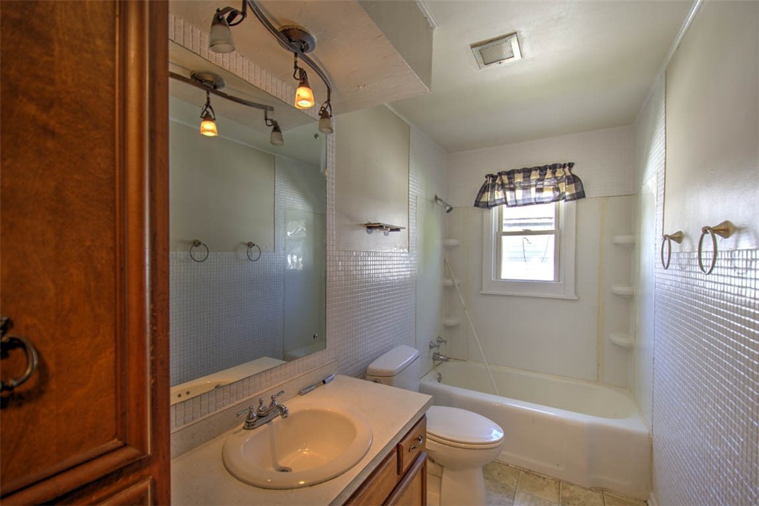 1314 East Lawrence Street Decatur, IL 62521 - Photo 17 of 24
