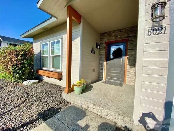 $359,000 | 8021 Vialago Parkway, Zillah, WA 98953