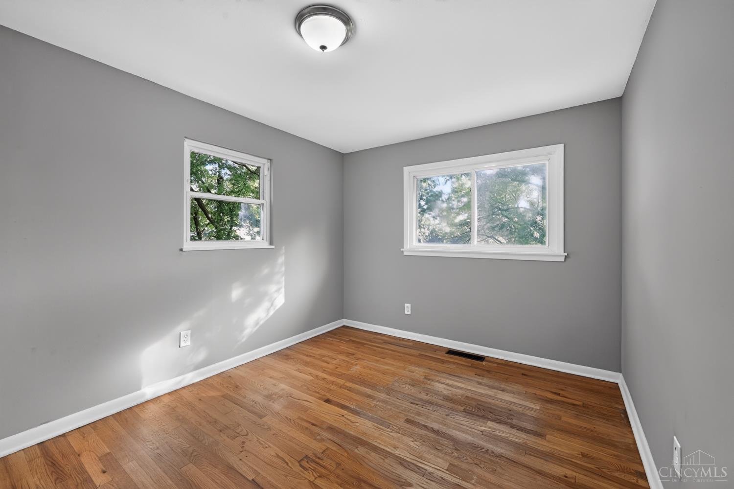 2015 Windmill Way Cincinnati, OH 45240 - Photo 23 of 32
