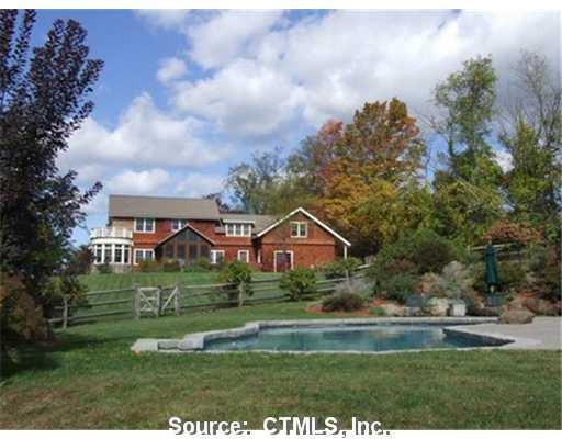 230 Rote Hill Road Sheffield, MA 01257 - Photo 1 of 1 Exterior Front.
