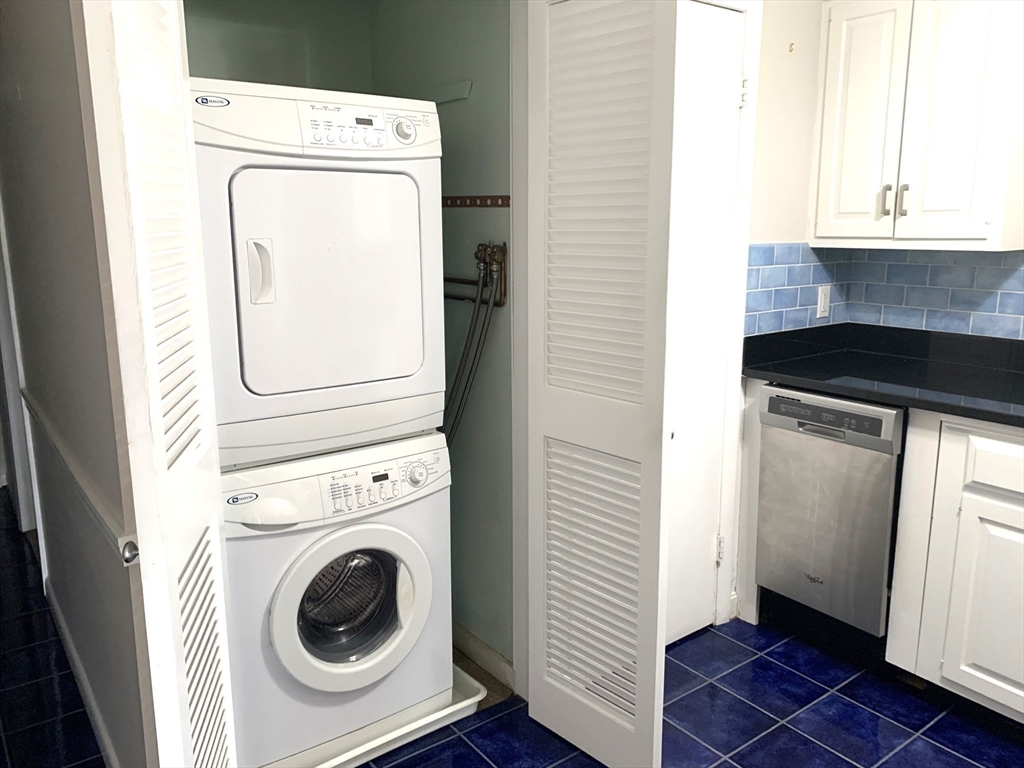 19 Atlantic Road, Unit 13 Gloucester, MA 01930 - Photo 10 of 15