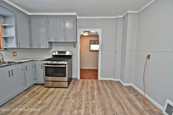 $2,000 | 198 Grove Street, East Stroudsburg, PA 18301