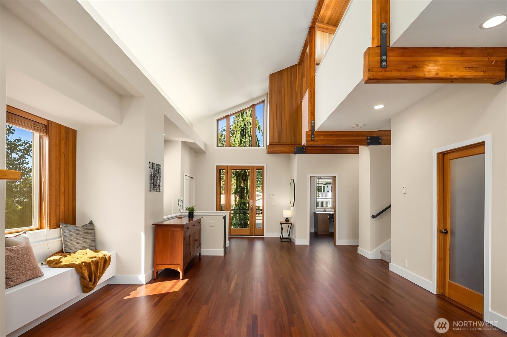 543 North 83rd Street Seattle, WA 98103 - Photo 16 of 40