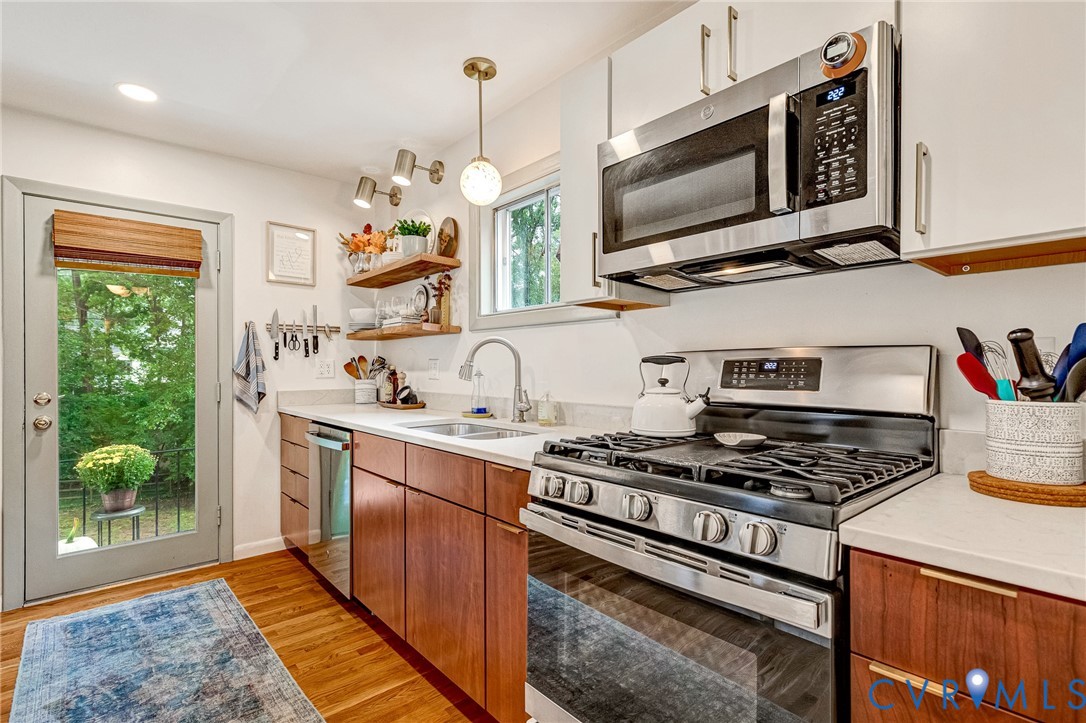 1764 Leicester Road Richmond, VA 23225 - Photo 2 of 42