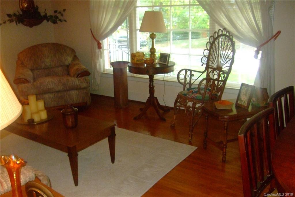 3550 Woodleaf Road Charlotte, NC 28205 - Photo 5 of 17 Gallery Image 5