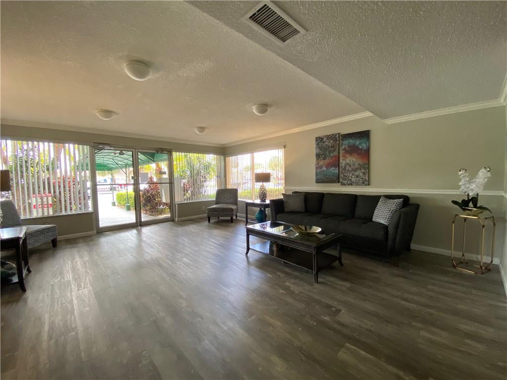 22605 Southwest 66th Avenue, Unit 305 Boca Raton, FL 33428 - Photo 5 of 21 Photo 5
