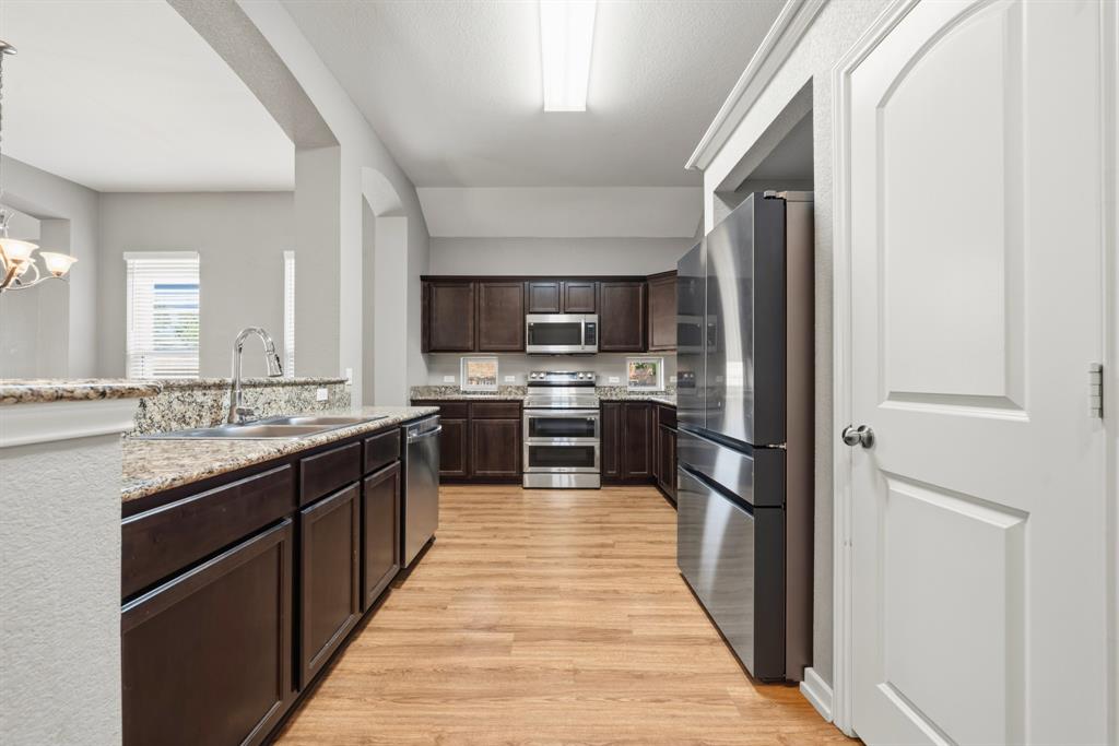 377 Milky Way Road Bruceville, TX 76630 - Photo 10 of 36 Gallery Image 10