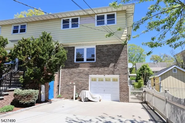 $3,600 | 210 Walnut Street, Unit R, Garwood, NJ 07027