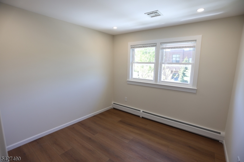 210 Walnut Street, Unit R Garwood, NJ 07027 - Photo 15 of 20