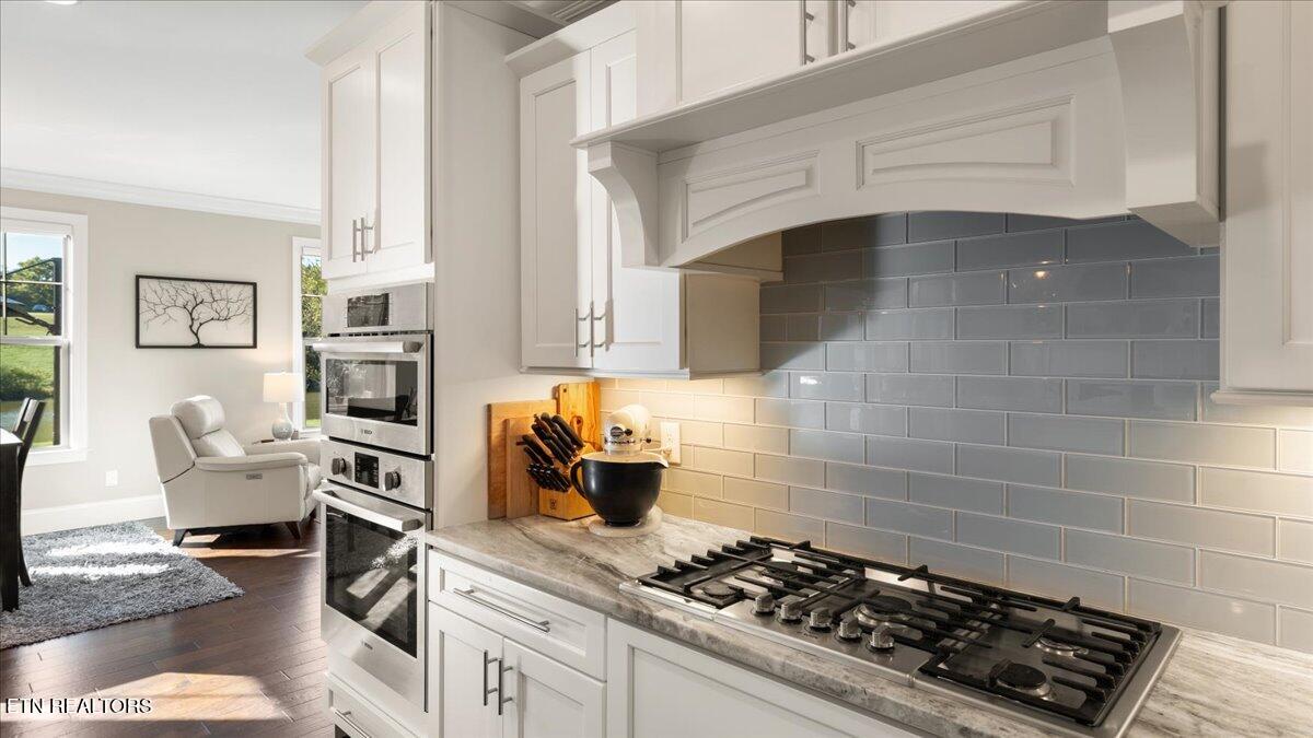 3725 Promontory Point Louisville, TN 37777 - Photo 12 of 54 12-Kitchen