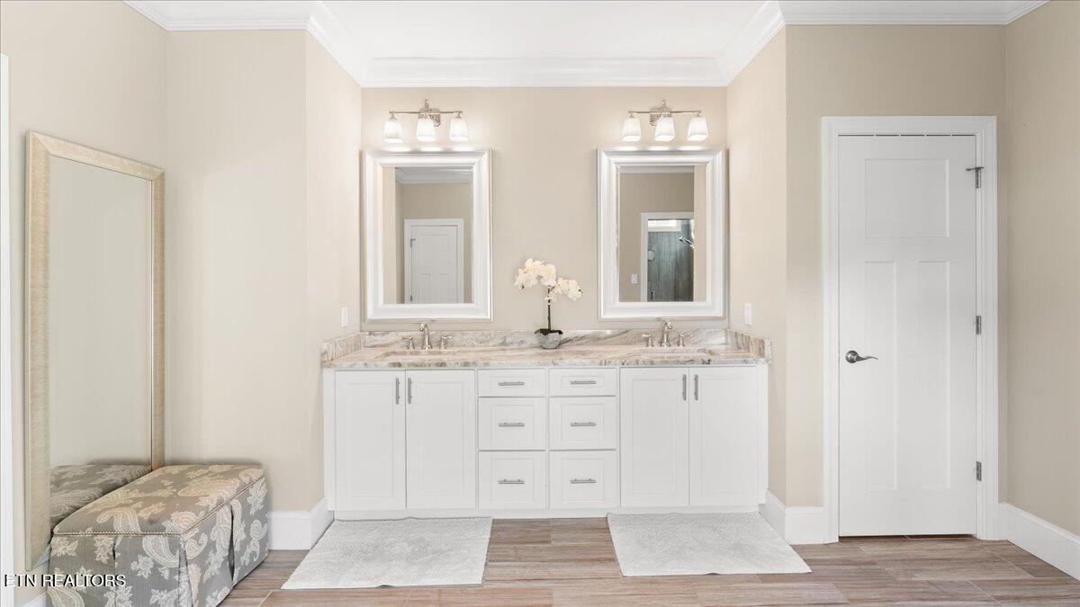 3725 Promontory Point Louisville, TN 37777 - Photo 30 of 54 31-Primary Bath