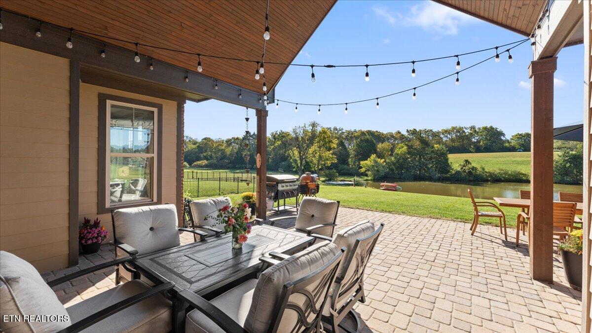 3725 Promontory Point Louisville, TN 37777 - Photo 38 of 54 40-Patio