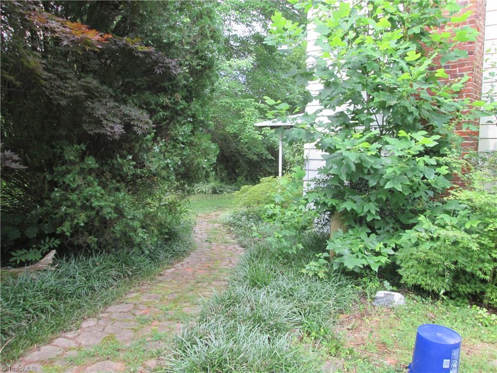 7872 Sutter Road Greensboro, NC 27455 - Photo 5 of 12 Gallery Image 5