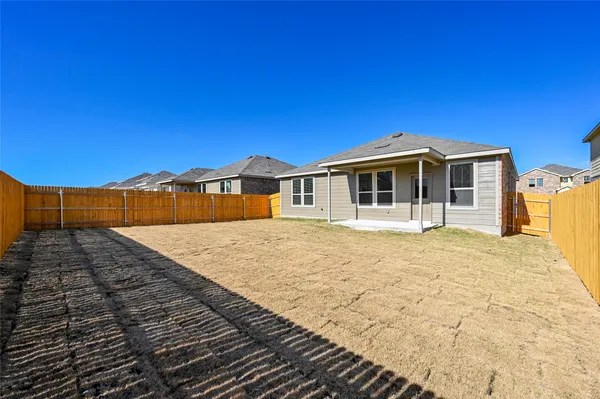 $1,895 | 132 Janice Road, Taylor, TX 76574