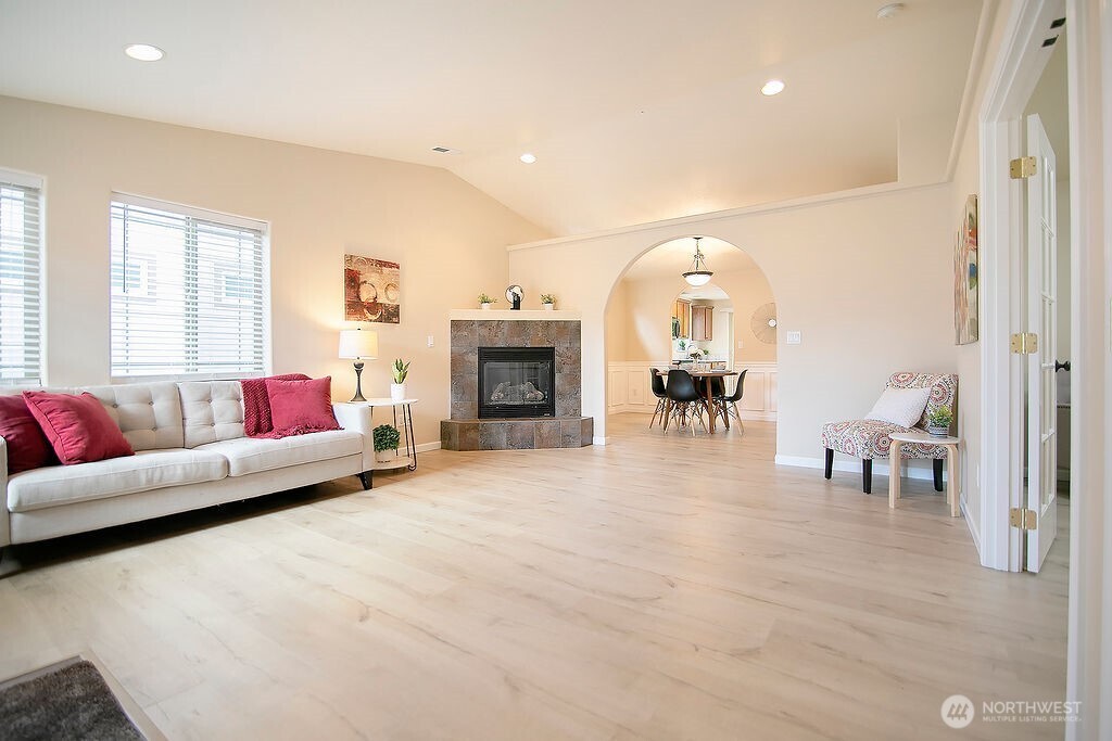 18 Willow Pointe Loop Longview, WA 98632 - Photo 2 of 35