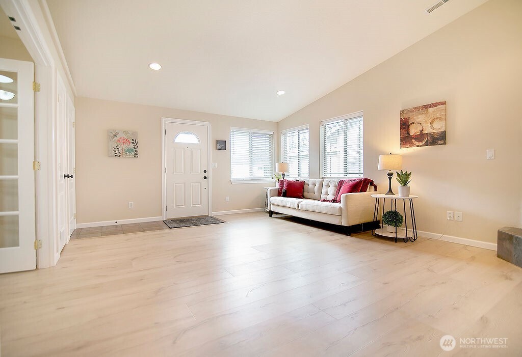 18 Willow Pointe Loop Longview, WA 98632 - Photo 4 of 35