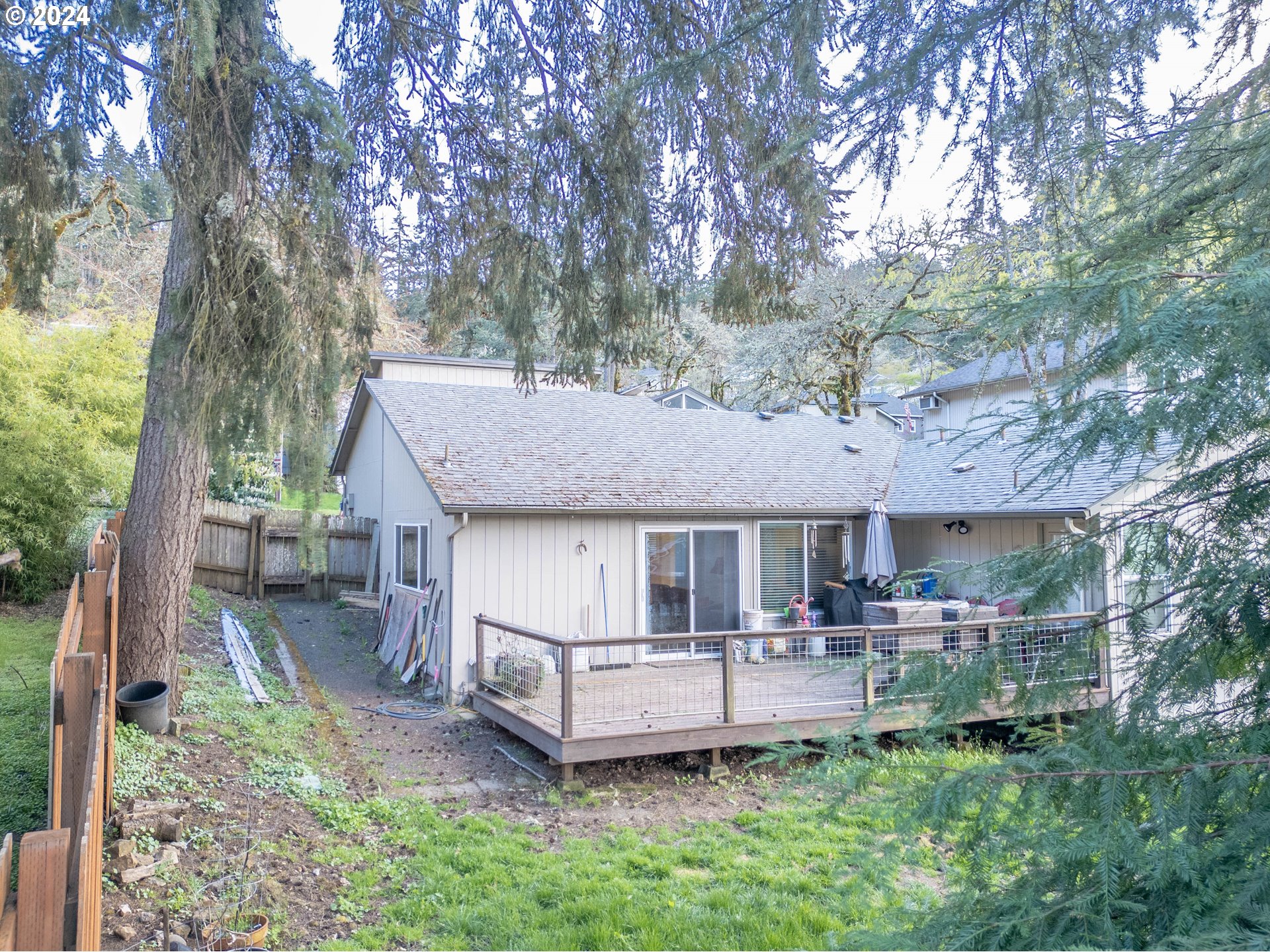 6966 Jessica Drive Springfield, OR 97478 - Photo 14 of 18 Gallery Image 14
