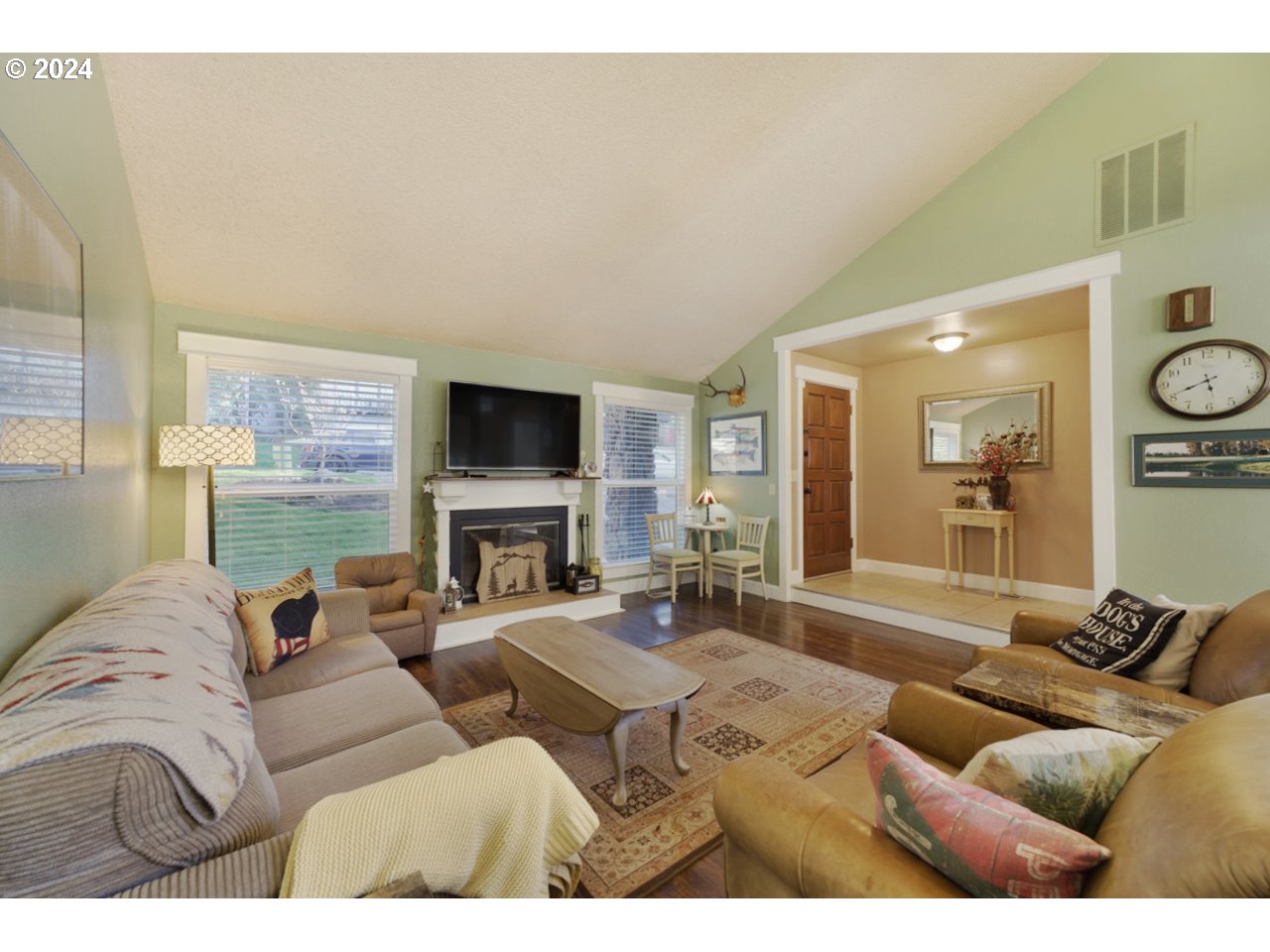 6966 Jessica Drive Springfield, OR 97478 - Photo 3 of 18 Gallery Image 3