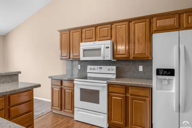 $325,000 | 528 Durham Court, Lawrence, KS 66049