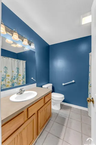 $325,000 | 528 Durham Court, Lawrence, KS 66049