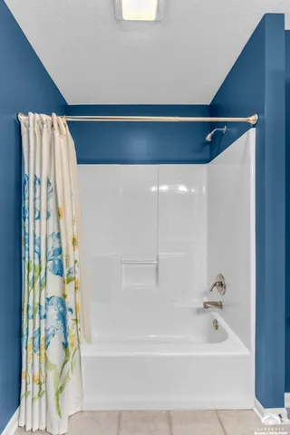 $325,000 | 528 Durham Court, Lawrence, KS 66049