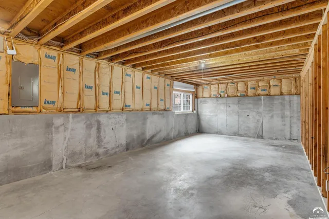 $325,000 | 528 Durham Court, Lawrence, KS 66049