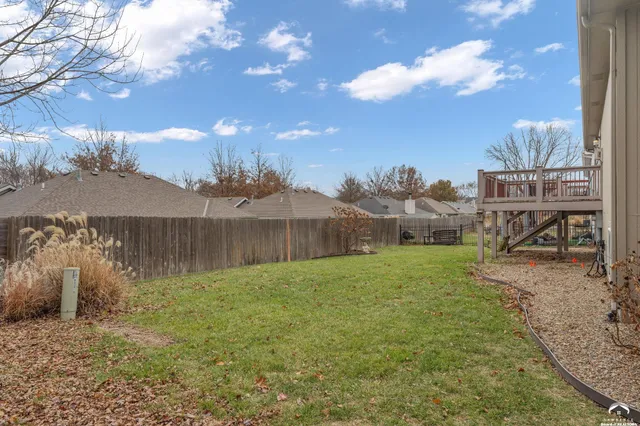 $325,000 | 528 Durham Court, Lawrence, KS 66049