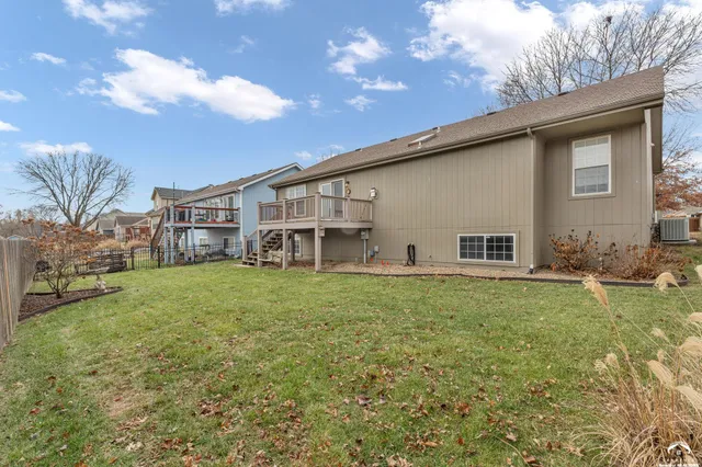 $325,000 | 528 Durham Court, Lawrence, KS 66049