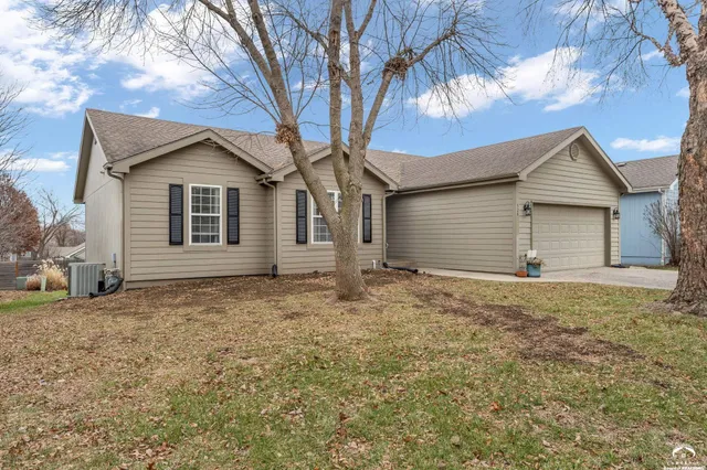 $325,000 | 528 Durham Court, Lawrence, KS 66049