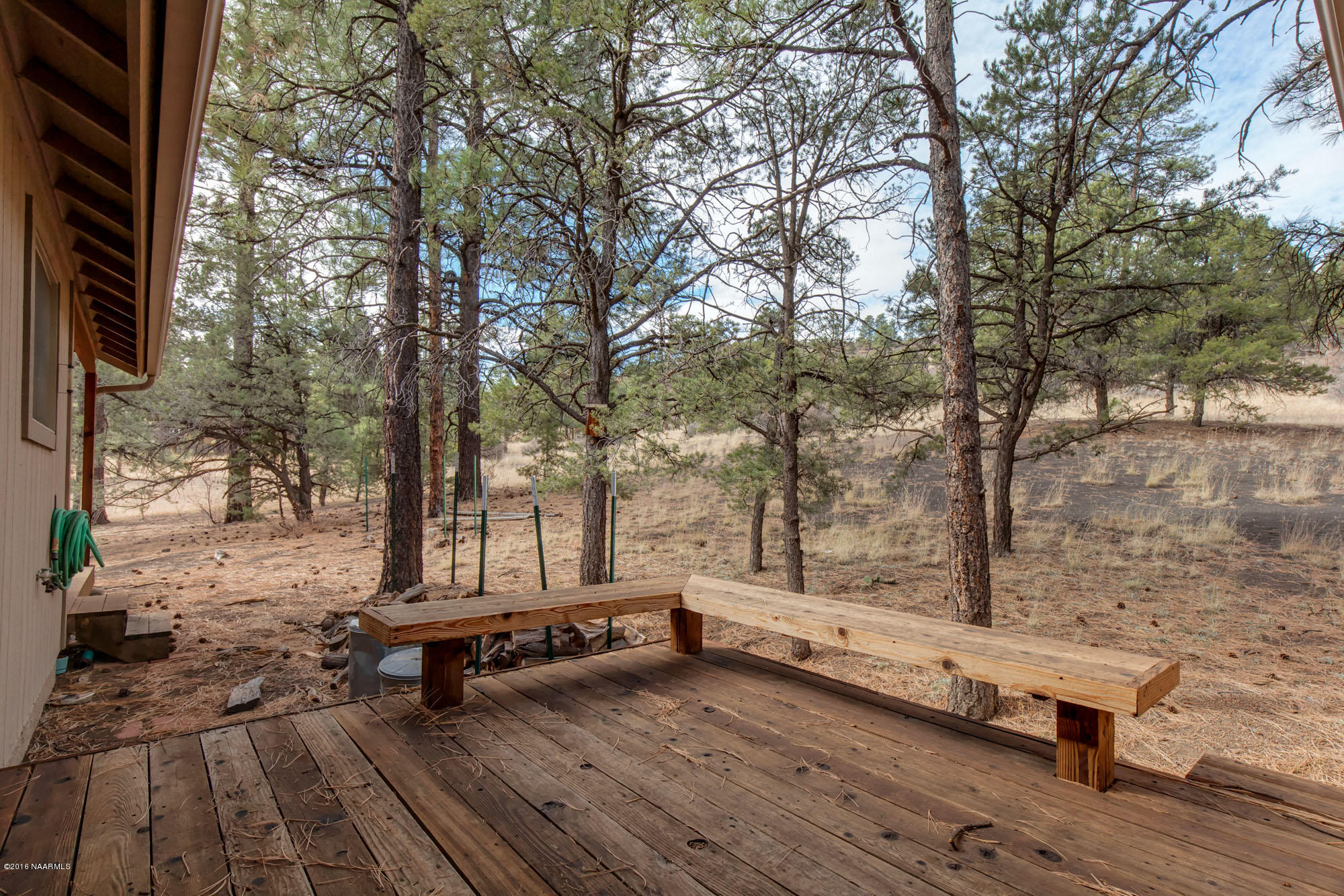 8815 Loghouse Road Flagstaff, AZ 86004 - Photo 12 of 39 8815_Loghouse_ Rd012HiRes