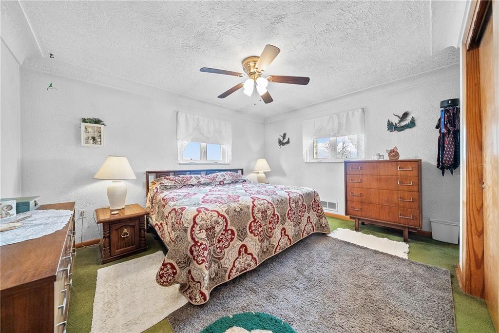 10451 Primrose Drive Irwin, PA 15642 - Photo 18 of 47