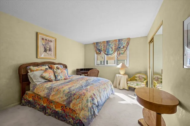 $500,000 | 320 Buckthorn Circle, Northbrook, IL 60062