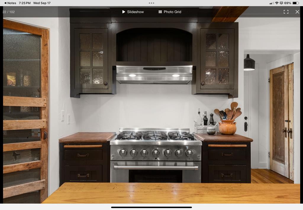 271 Smokehouse Road Fredericksburg, TX 78624 - Photo 17 of 100