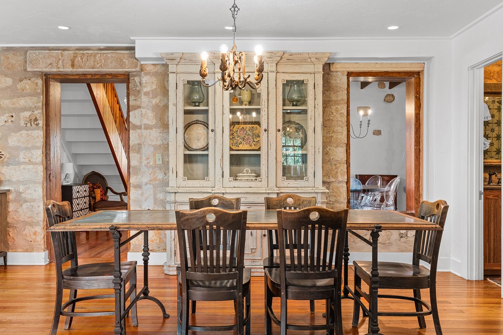 271 Smokehouse Road Fredericksburg, TX 78624 - Photo 21 of 100