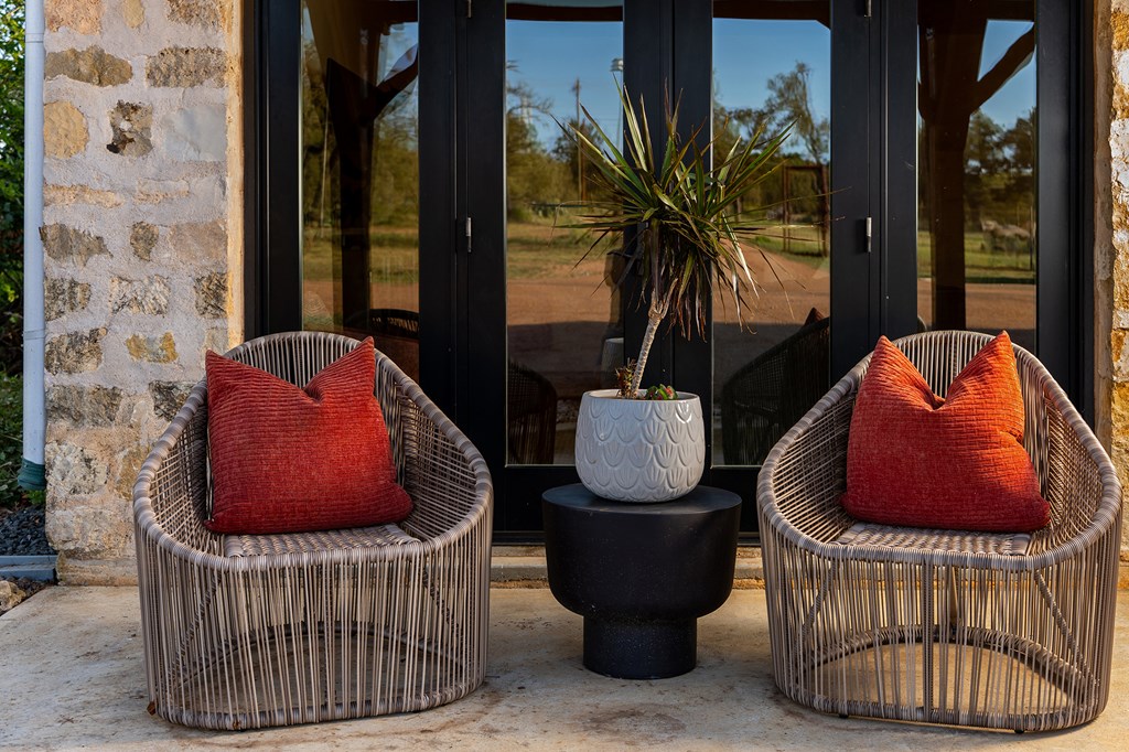 271 Smokehouse Road Fredericksburg, TX 78624 - Photo 25 of 100