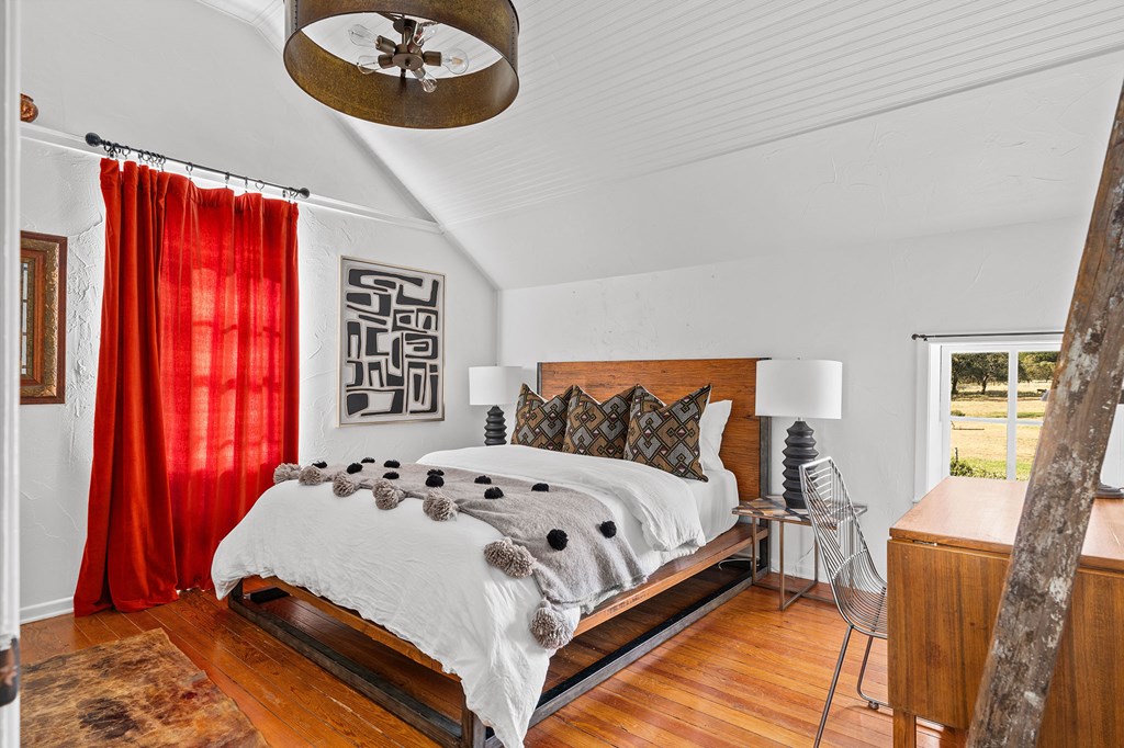 271 Smokehouse Road Fredericksburg, TX 78624 - Photo 44 of 100