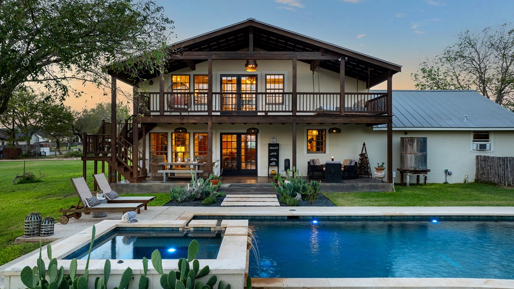 271 Smokehouse Road Fredericksburg, TX 78624 - Photo 48 of 100