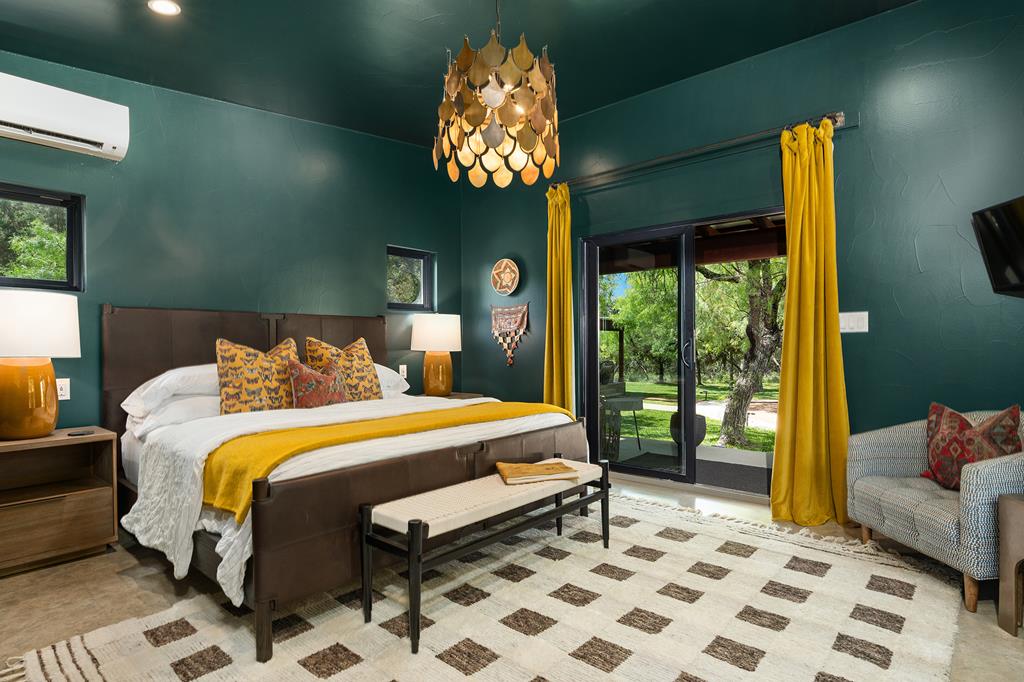 271 Smokehouse Road Fredericksburg, TX 78624 - Photo 67 of 100