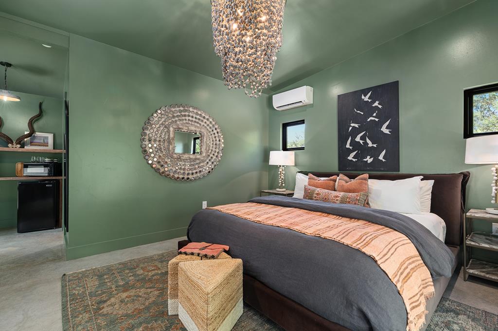 271 Smokehouse Road Fredericksburg, TX 78624 - Photo 71 of 100