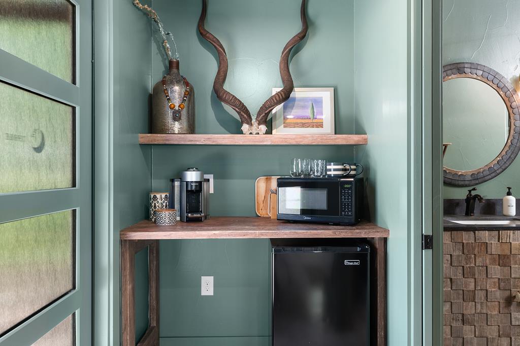 271 Smokehouse Road Fredericksburg, TX 78624 - Photo 73 of 100