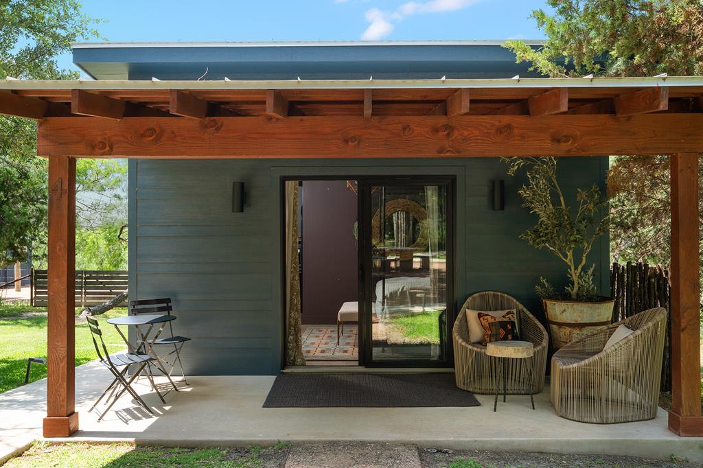 271 Smokehouse Road Fredericksburg, TX 78624 - Photo 78 of 100