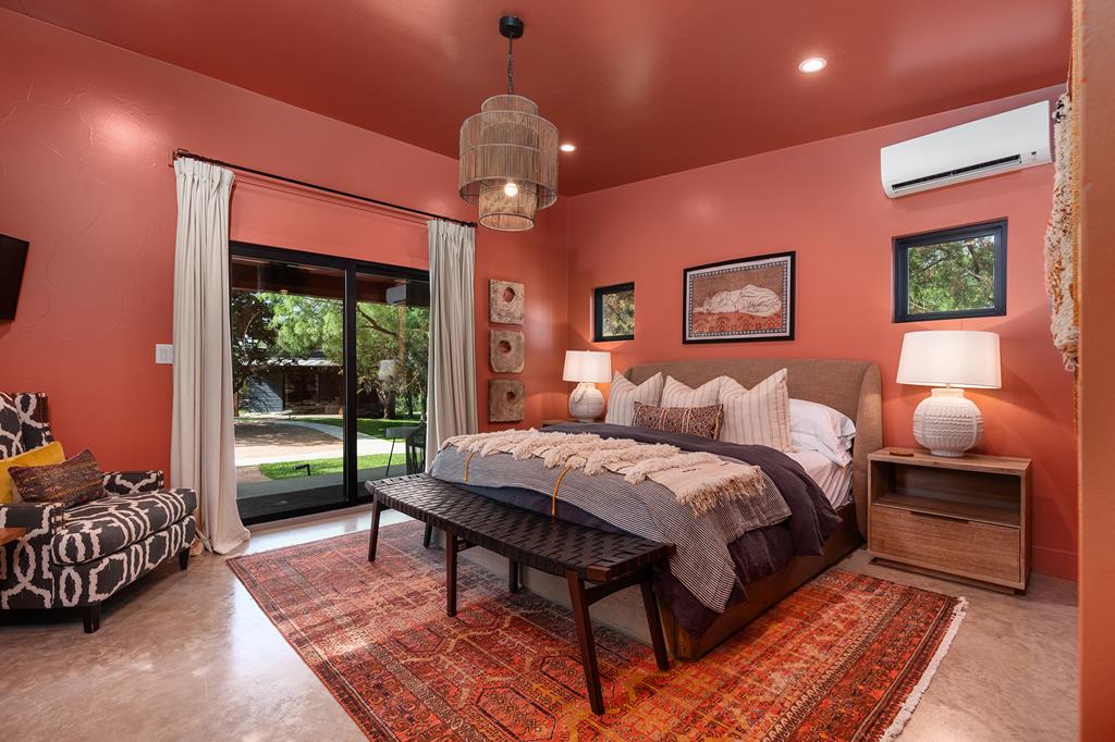 271 Smokehouse Road Fredericksburg, TX 78624 - Photo 84 of 100