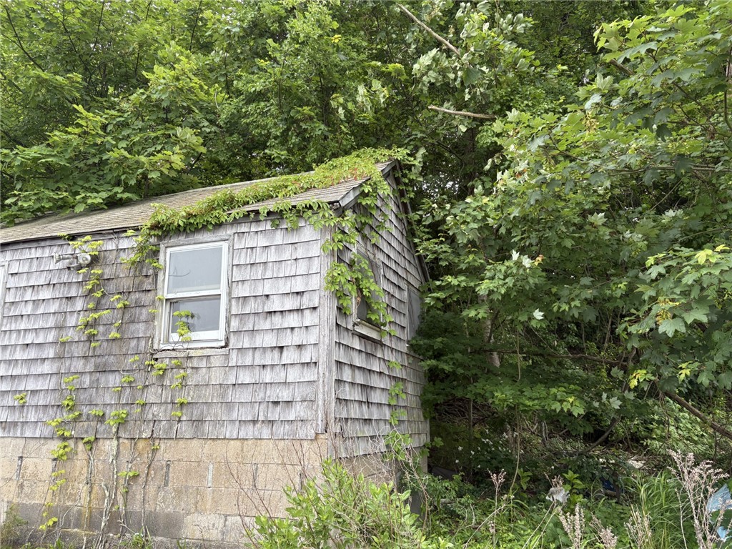 351 County Road Barrington, RI 02806 - Photo 5 of 18 Boat house