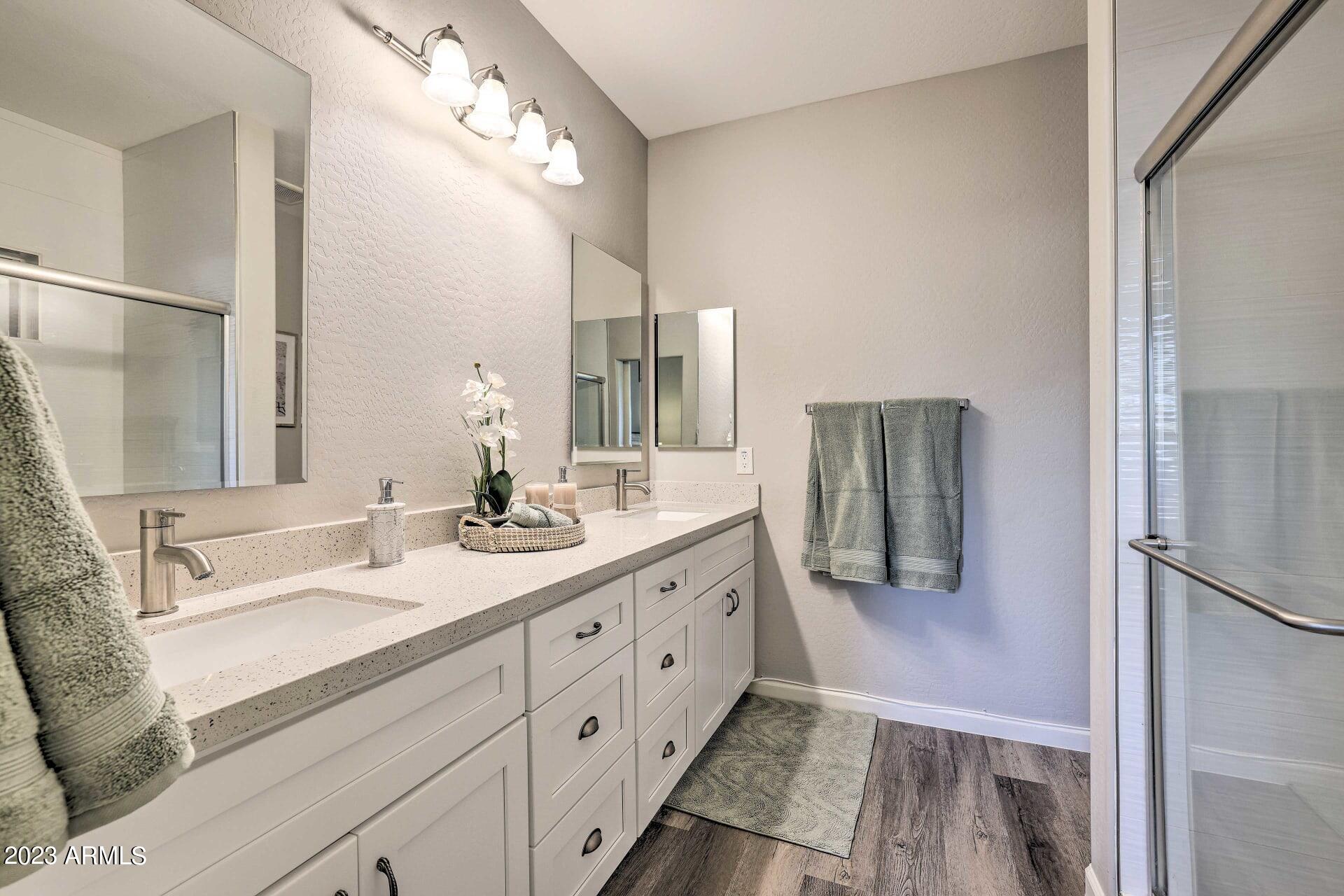 516 West Harwell Road Phoenix, AZ 85041 - Photo 15 of 26 cu7rlun9