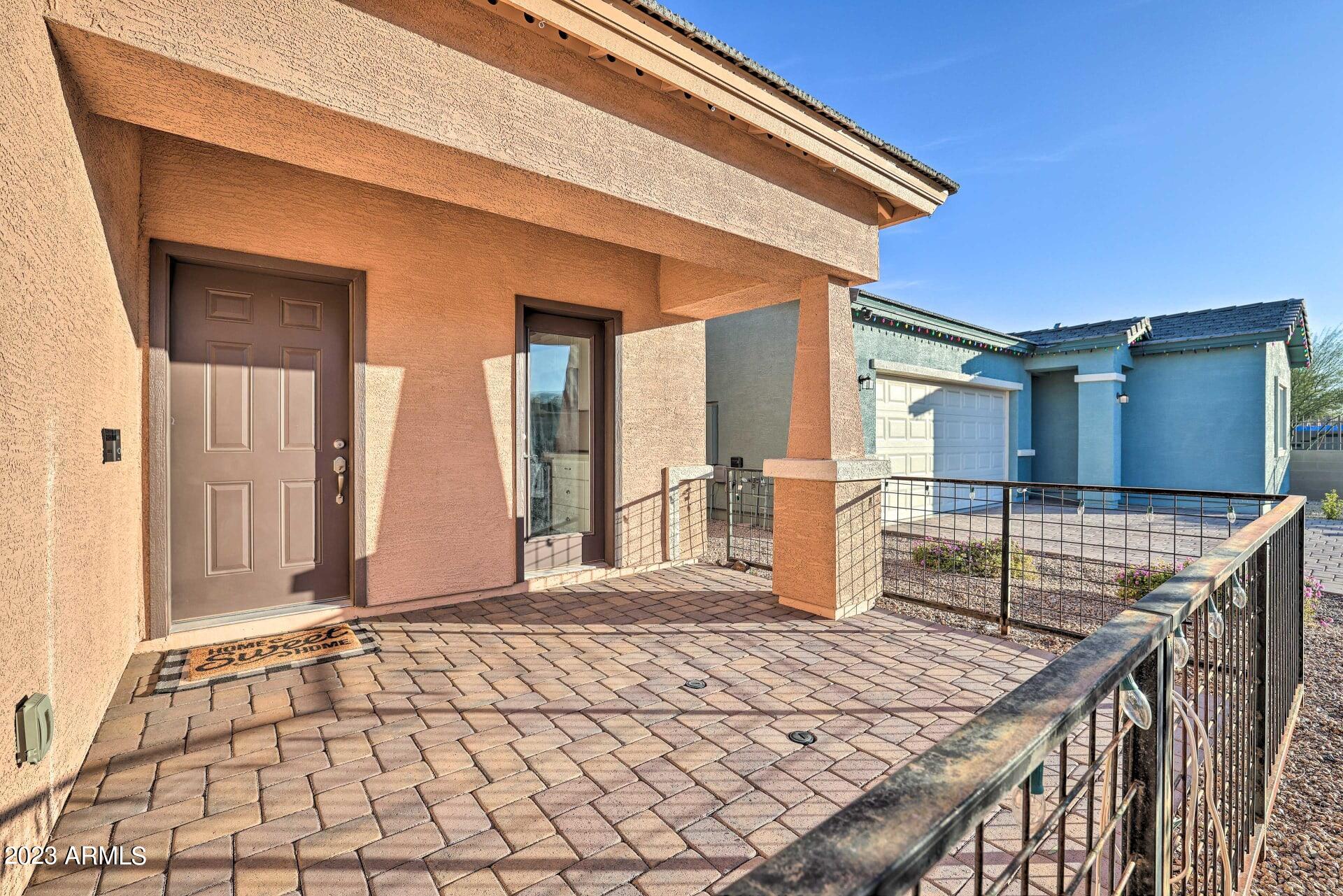 516 West Harwell Road Phoenix, AZ 85041 - Photo 3 of 26 zs5ltgqf