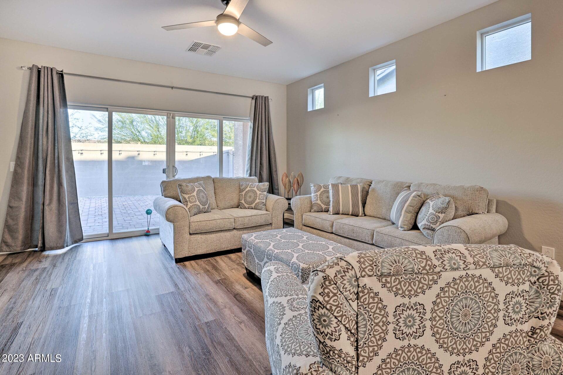 516 West Harwell Road Phoenix, AZ 85041 - Photo 7 of 26 mzta5hlw