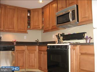 143 Academy Road Clifton Heights, PA 19018 - Photo 6 of 9 Gallery Image 6